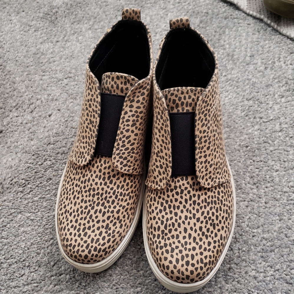 Universal Threads cheetah sneakers